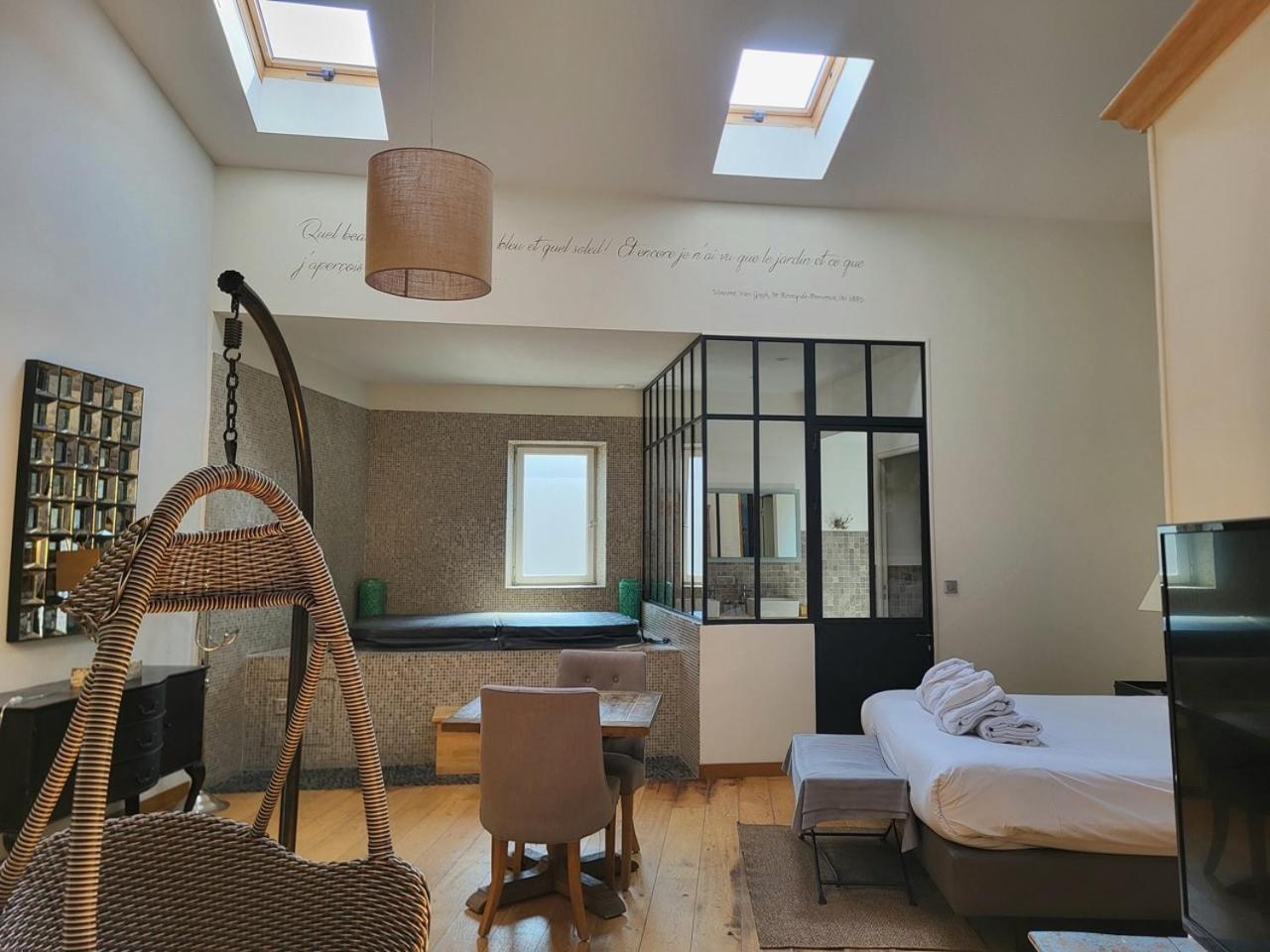 Saint-Rémy-de-Provence Maison D'Hotes Les Varietes المظهر الخارجي الصورة